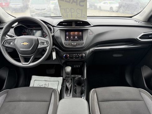 Used 2021 Chevrolet TrailBlazer LS image 13