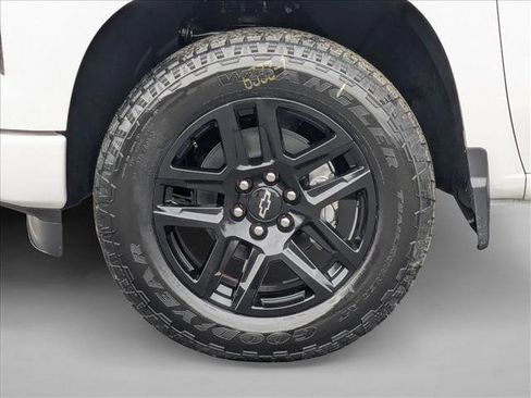 New 2026 Chevrolet Silverado 1500 Custom image 10