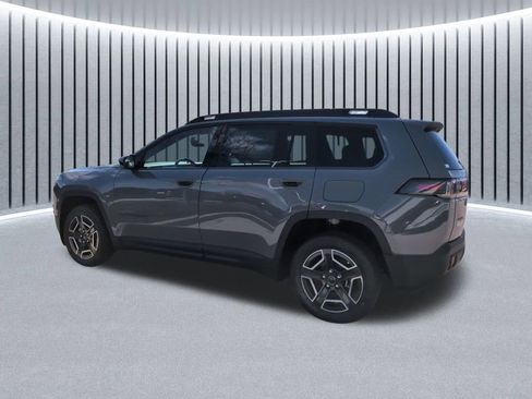 New 2026 Jeep Cherokee Laredo image 12