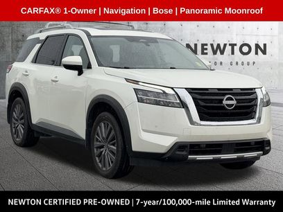 Used 2024 Nissan Pathfinder SL w/ SL Premium Package