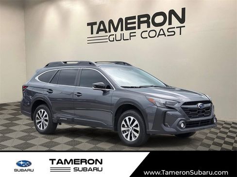 Used 2024 Subaru Outback Premium image 1