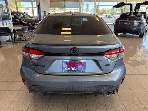 Used 2020 Toyota Corolla SE w/ SE Premium Package FWD image 4