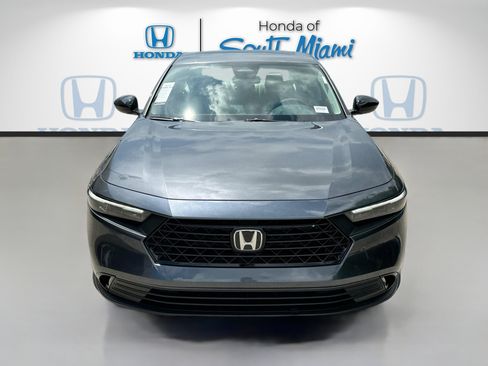 New 2025 Honda Accord SE image 2