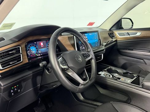 Used 2026 Volkswagen Atlas SE AWD/4WD image 25