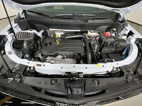 New 2026 Chevrolet Equinox ACTIV w/ Safety and Technology Package image 29