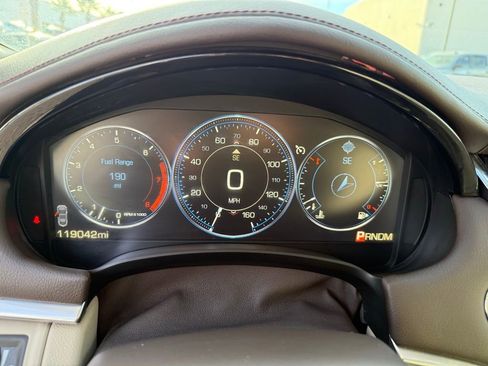 Used 2013 Cadillac XTS Premium image 29