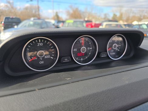 Used 2014 Volkswagen Beetle R-Line image 22