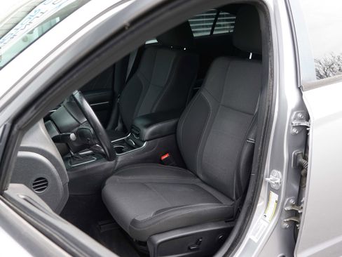 Used 2016 Dodge Charger SXT image 33