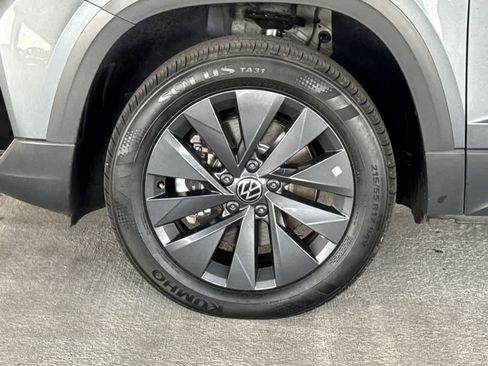 Used 2024 Volkswagen Taos S FWD image 11