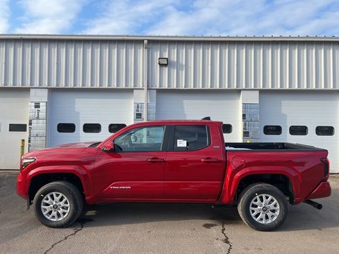 New 2026 Toyota Tacoma SR5 image 1