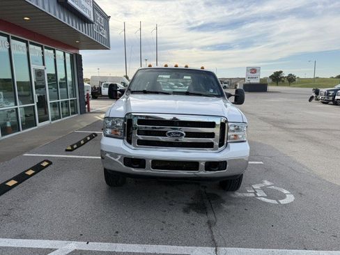 Used 2005 Ford F350 XL image 10