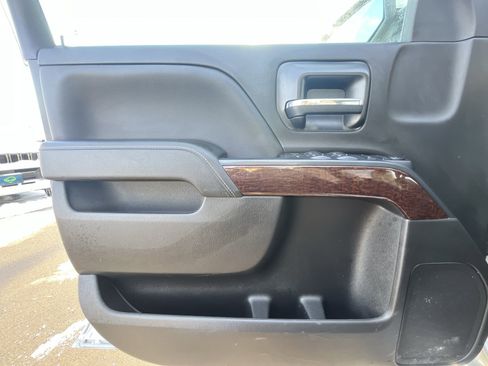 Certified 2018 GMC Sierra 2500 SLE w/ Snow Plow Prep Package image 22