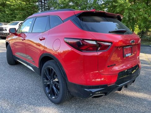 Used 2019 Chevrolet Blazer RS w/ Sun and Wheels Package FWD image 4