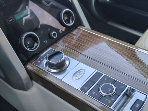 Used 2018 Land Rover Range Rover HSE AWD/4WD image 9