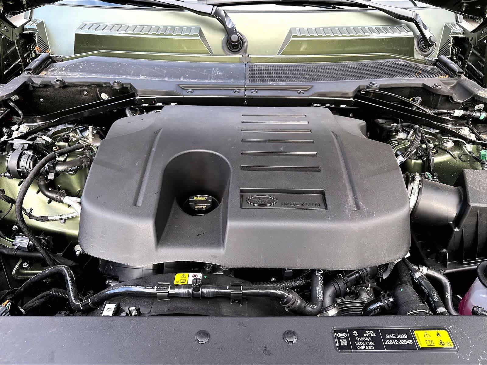 New 2026 Land Rover Defender 110 X-Dynamic SE AWD/4WD image 13