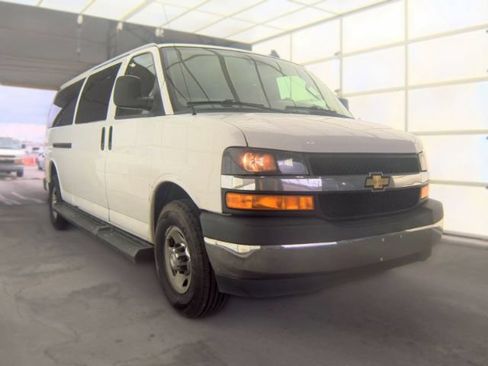 Used 2019 Chevrolet Express 3500 LT w/ LT Preferred Equipment Group RWD image 1