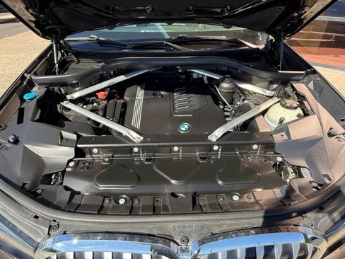 Used 2019 BMW X7 xDrive40i w/ Premium Package image 23