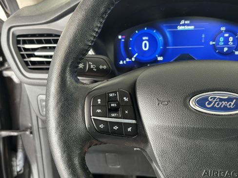Used 2020 Ford Escape Titanium AWD/4WD image 12