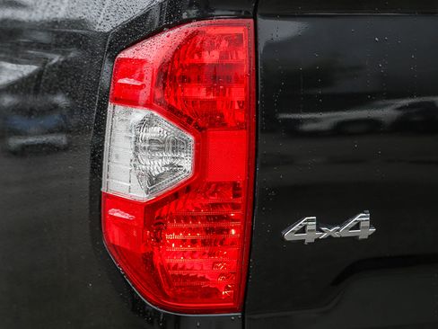 Used 2014 Toyota Tundra 1794 Edition image 9