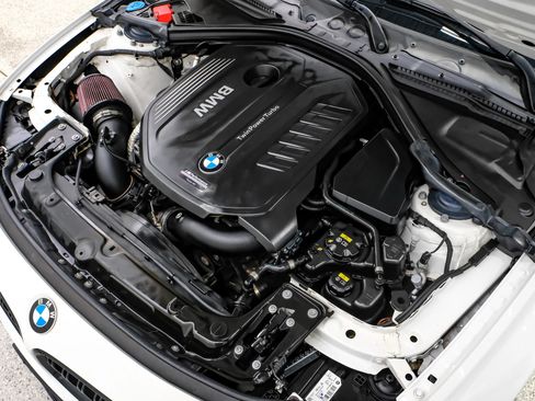 Used 2017 BMW 340i Sedan RWD image 49