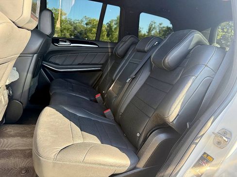 Used 2014 Mercedes-Benz GL 63 AMG 4MATIC image 19