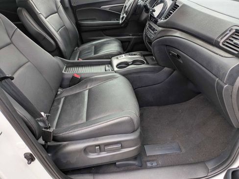 Certified 2023 Honda Passport EX-L image 22