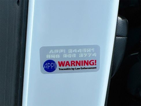 Used 2021 Jeep Gladiator Willys image 28