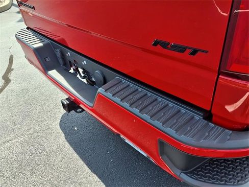 Used 2021 Chevrolet Silverado 1500 RST image 29