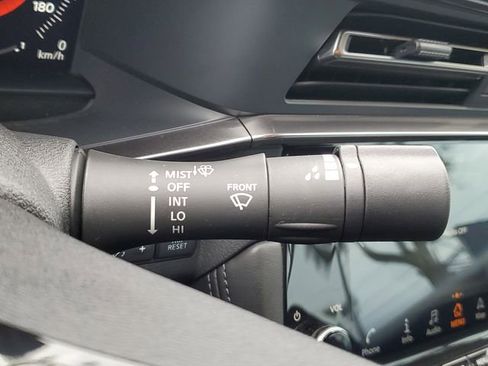 Used 2024 Nissan Z Performance w/ Floor Mat Package image 25