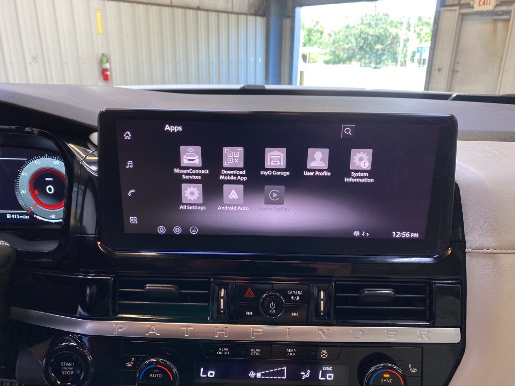 Used 2026 Nissan Pathfinder SL FWD image 40