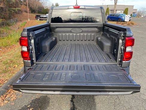 Certified 2024 Ford Maverick Lariat w/ Black Appearance Package image 9