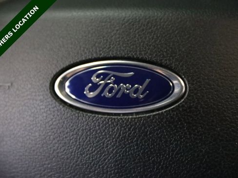Used 2021 Ford Explorer Limited w/ Equipment Group 301A AWD/4WD image 43