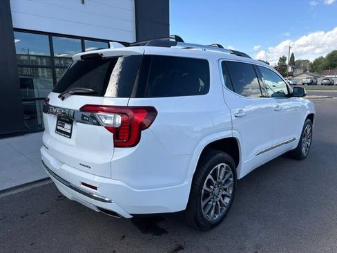 Used 2023 GMC Acadia Denali AWD/4WD image 10