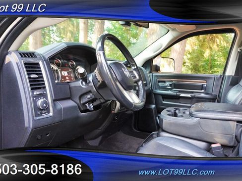Used 2014 RAM 2500 Laramie w/ Black Appearance Group AWD/4WD image 12