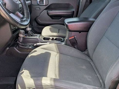 Used 2021 Jeep Wrangler Unlimited Sport AWD/4WD image 11
