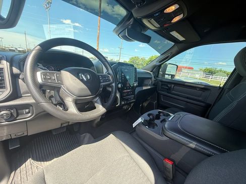 Used 2026 RAM 2500 Tradesman AWD/4WD image 14