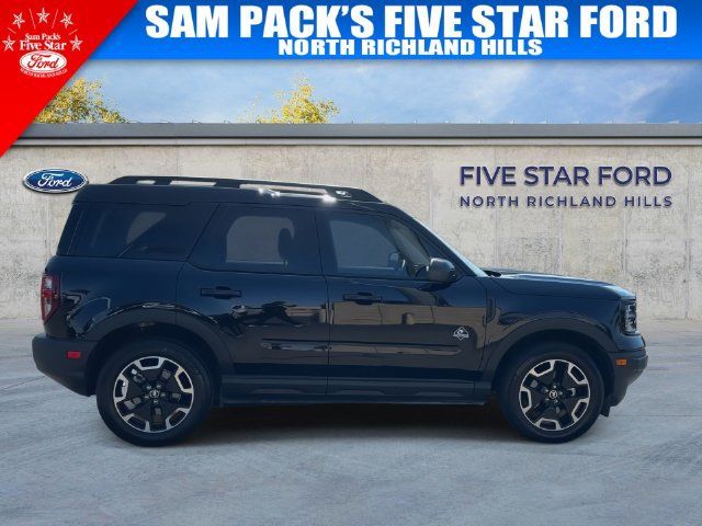 Used 2024 Ford Bronco Sport Outer Banks w/ Tech Package AWD/4WD image 10