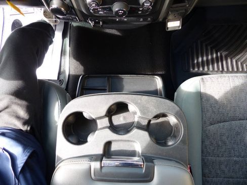 Used 2018 RAM 1500 Big Horn AWD/4WD image 43