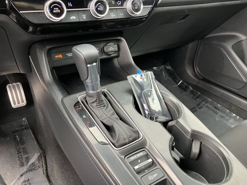 Used 2025 Honda Civic Sport image 27