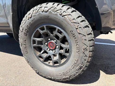 Used 2024 Toyota 4Runner SR5 Premium w/ Moonroof Package AWD/4WD image 12