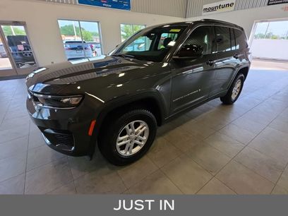Used 2023 Jeep Grand Cherokee Laredo w/ Luxury Tech Group I