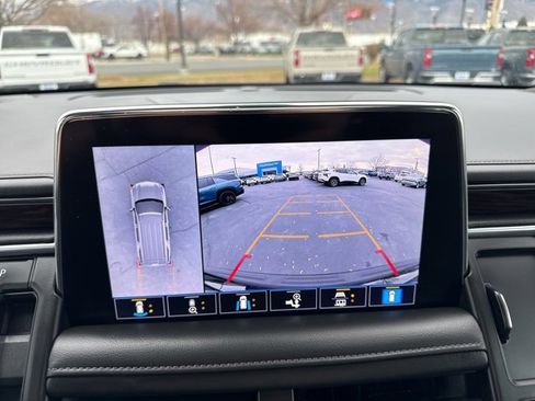 Used 2021 Chevrolet Tahoe Z71 w/ Z71 Signature Package image 30