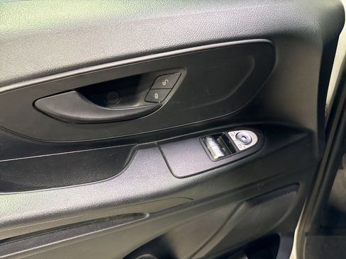 Used 2019 Mercedes-Benz Metris image 28