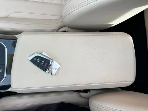 Used 2020 BMW 330i xDrive Sedan w/ Premium Package image 40