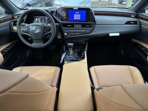 New 2025 Lexus ES 350 w/ Premium Package image 14
