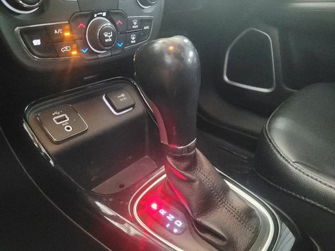 Used 2019 Jeep Compass Latitude FWD image 26