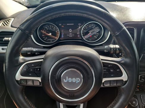 Used 2018 Jeep Compass Latitude w/ Popular Equipment Group AWD/4WD image 32