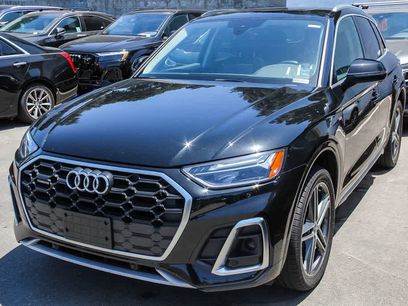 Used 2023 Audi Q5 e Premium w/ Convenience Package