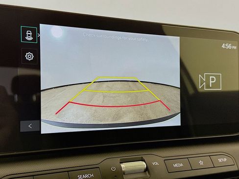 Used 2025 Kia K4 LXS image 18