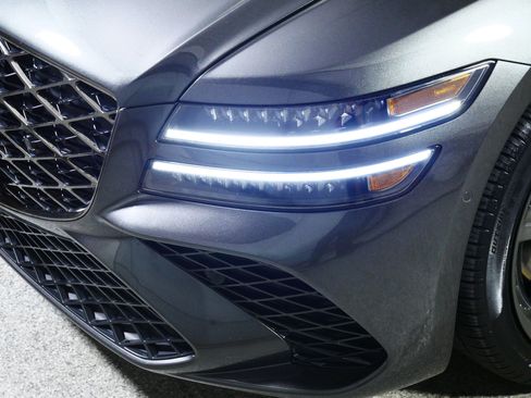 Used 2025 Genesis G80 2.5T Sport Prestige image 16